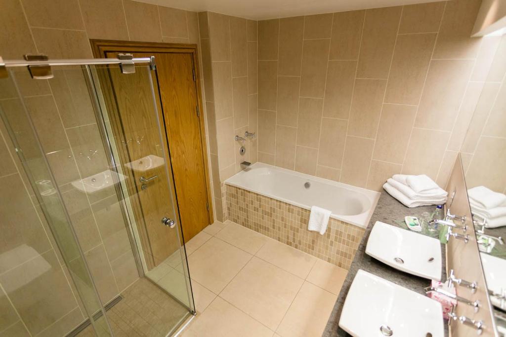 Woodland House Hotel Dumfries Room photo