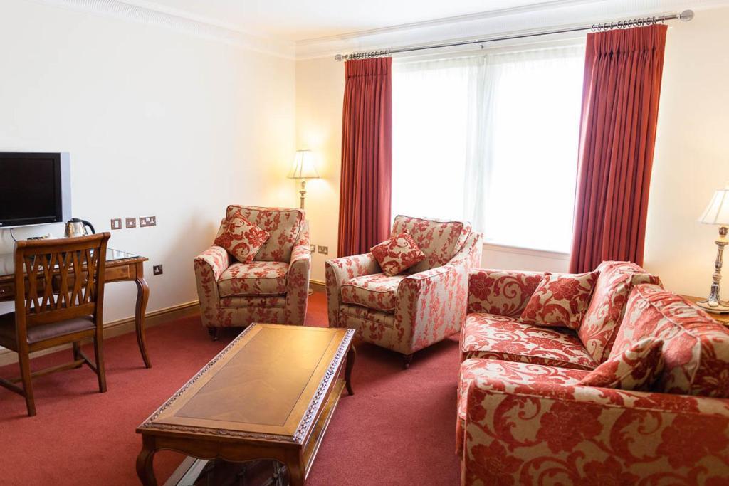 Woodland House Hotel Dumfries Room photo